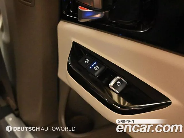 Kia Carnival Generation 4 — Фото автомобиля 16