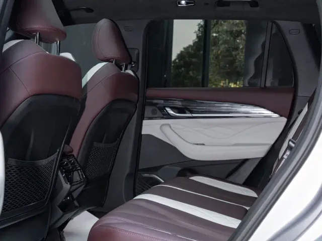 Geely Xingyue L — Фото автомобиля 11