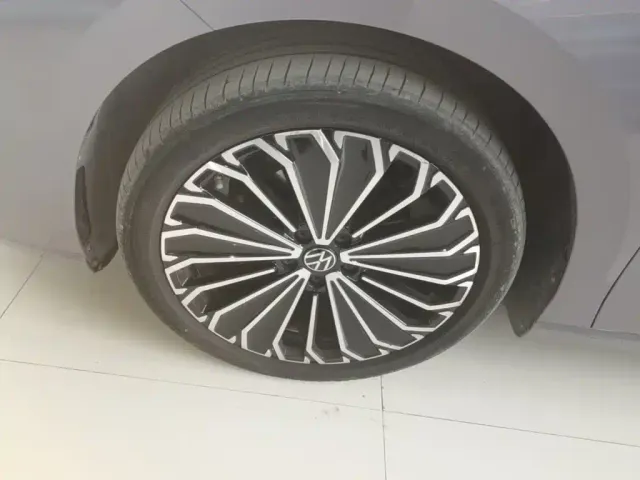 Volkswagen Passat — Фото автомобиля 22