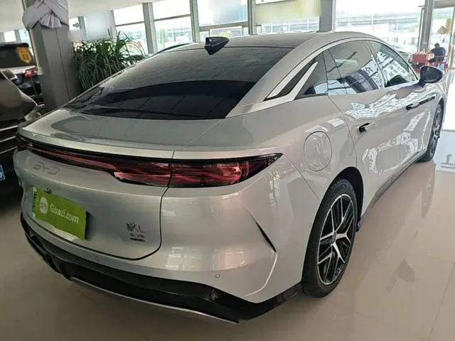 BYD Han L — Фото автомобиля 4