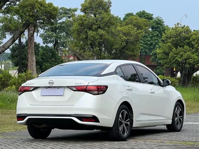 Nissan Sylphy — Фото автомобиля 4