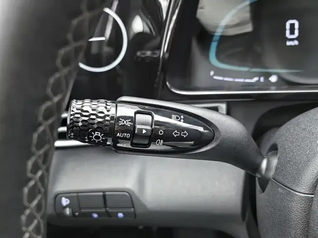 Hyundai Elantra — Фото автомобиля 21