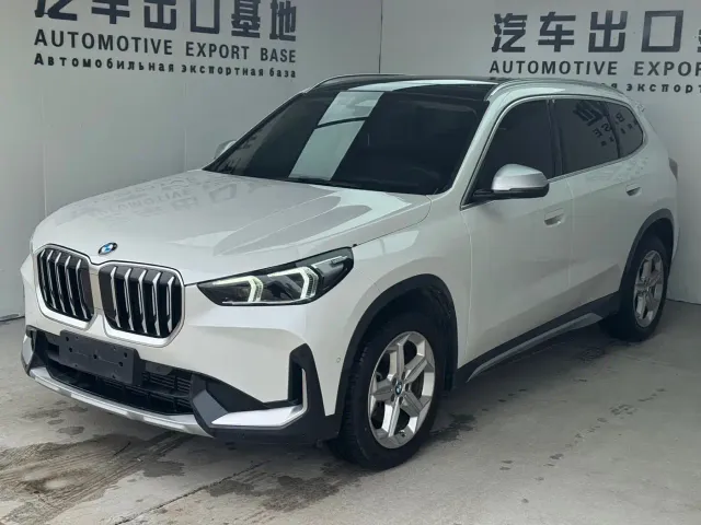 Фотография автомобиля — BMW X1