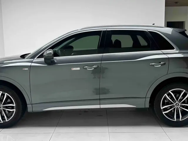 Audi Q3 — Фото автомобиля 22