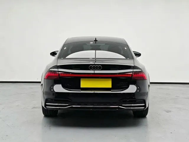 Audi A7L — Фото автомобиля 6