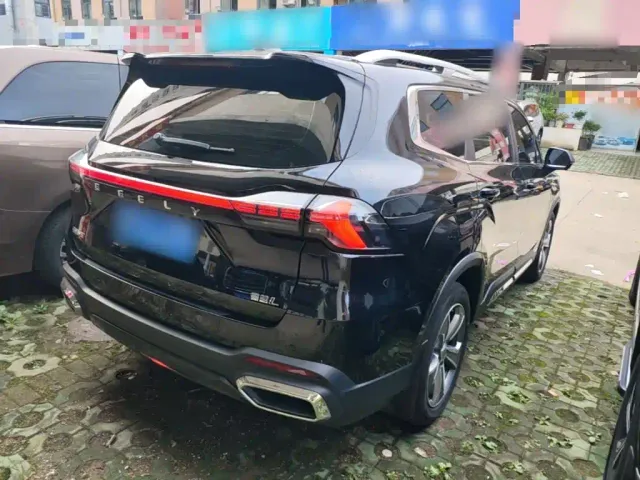 Geely Haoyue L — Фото автомобиля 6