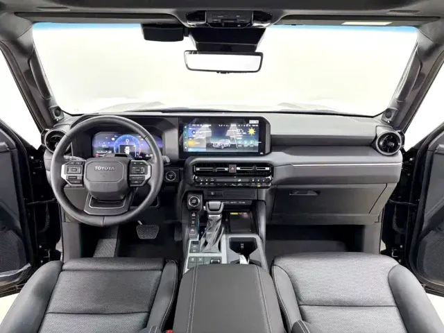 Toyota Prado — Фото автомобиля 11
