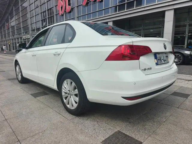 Volkswagen Bora — Фото автомобиля 6