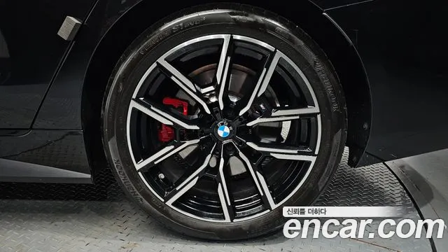 BMW 4-Series 4 серия (G22) 420i M Sport Pro Gran Coupe — Фото автомобиля 18