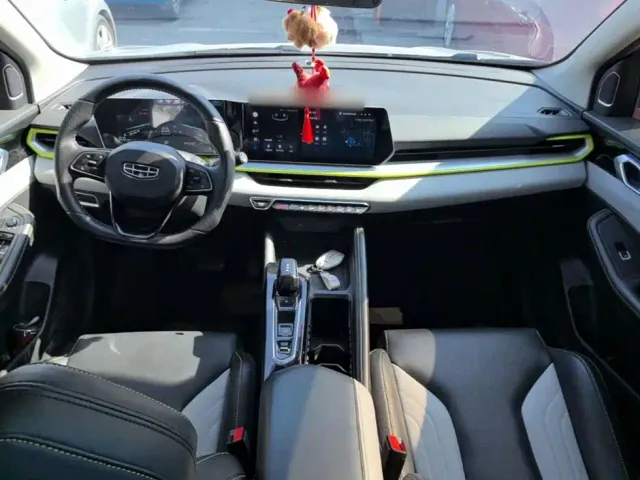 Geely Binyue — Фото автомобиля 9
