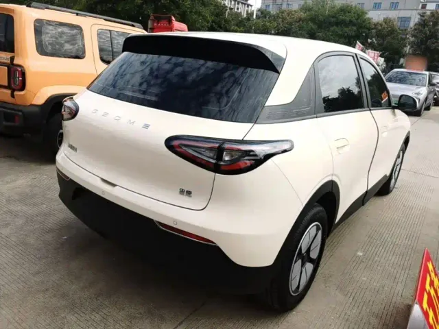 Geely Starry Wish — Фото автомобиля 6