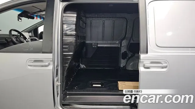 Hyundai Staria Staria Карго 3 места — Фото автомобиля 11