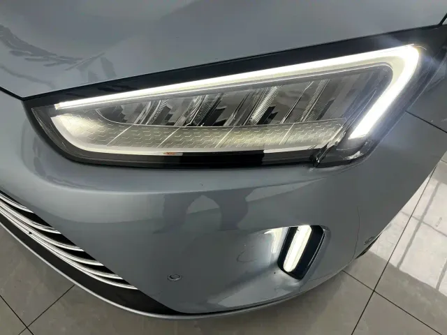 Aito M5 — Фото автомобиля 14