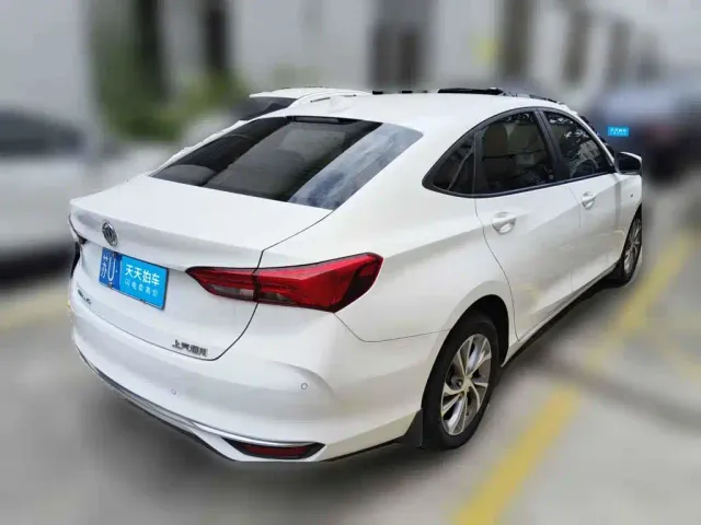 Buick Verano — Фото автомобиля 2