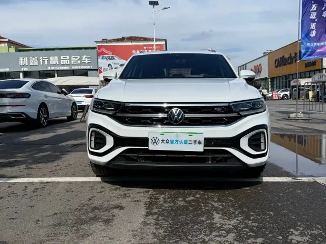 Volkswagen T-Roc — Фото автомобиля 2