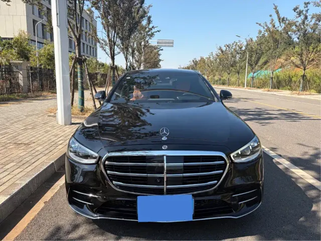 Mercedes-Benz S-Class — Фото автомобиля 2
