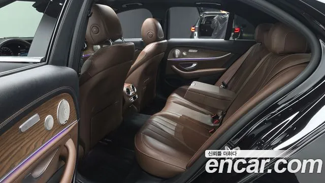 Mercedes-Benz E-Class W213 — Фото автомобиля 17