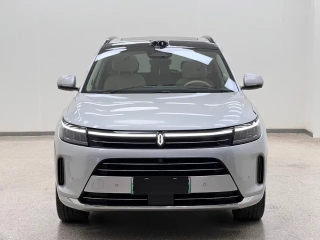 AITO Wenjie AITO M7 2024 Model 1.5T Smart Drive RWD Max 5-Seater — Фото автомобиля 2