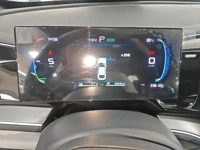 BYD Qin PLUS — Фото автомобиля 11