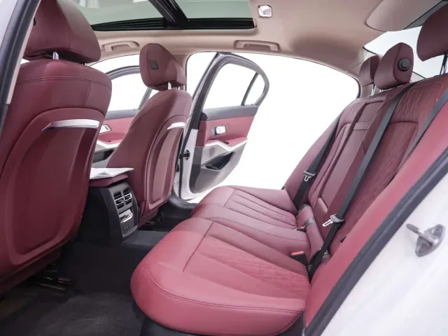 BMW 3 Series — Фото автомобиля 26