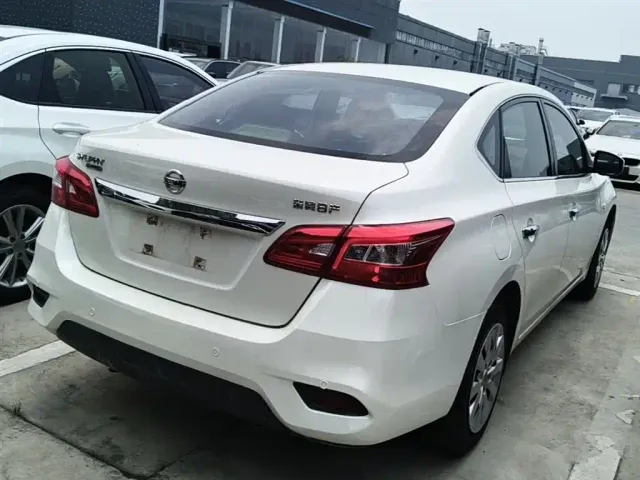 Nissan Sylphy — Фото автомобиля 6