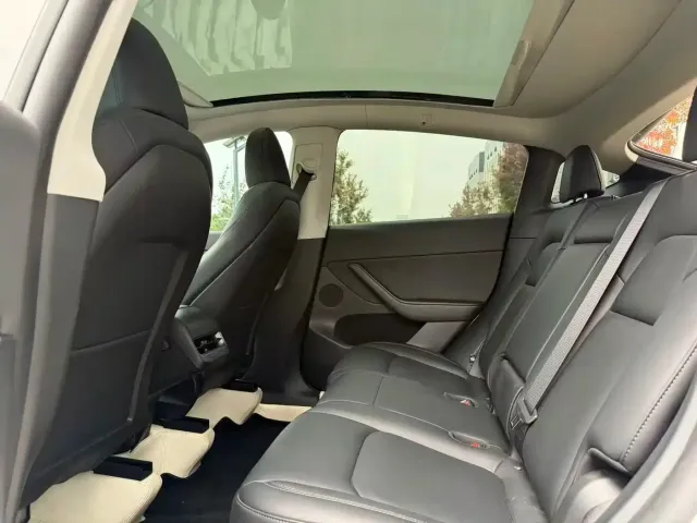 Tesla Model Y 2022 Facelift Long Range All-Wheel Drive Version — Фото автомобиля 16