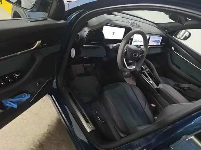 Geely Xingyue L — Фото автомобиля 15