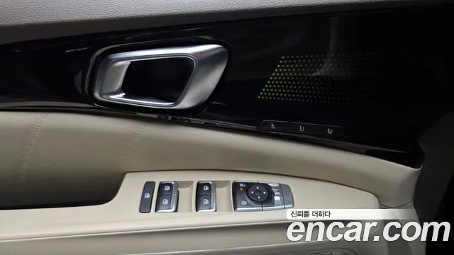 Kia Carnival — Фото автомобиля 26