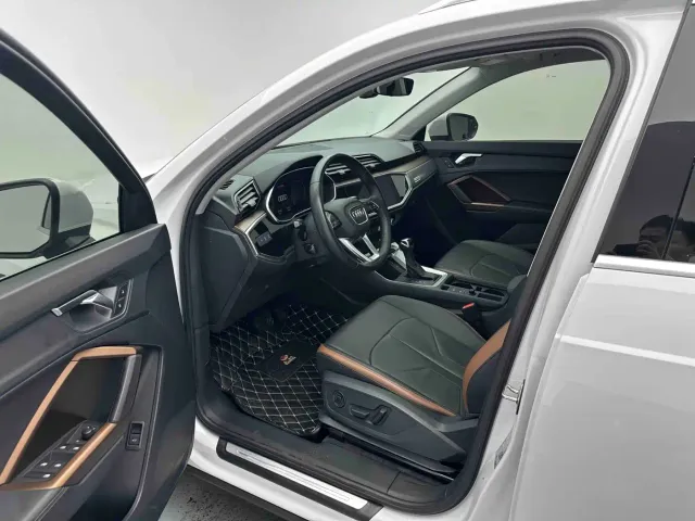 Audi Q3 — Фото автомобиля 9