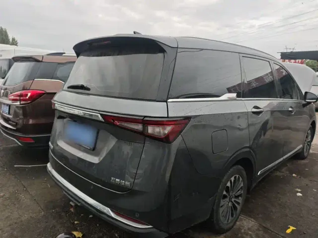 Wuling Jiachen — Фото автомобиля 22