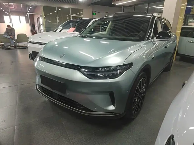 Фотография автомобиля — Leapmotor C11