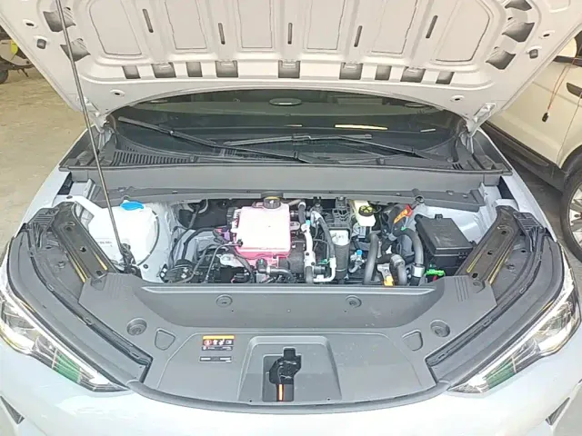 Geely Galaxy E5 — Фото автомобиля 19