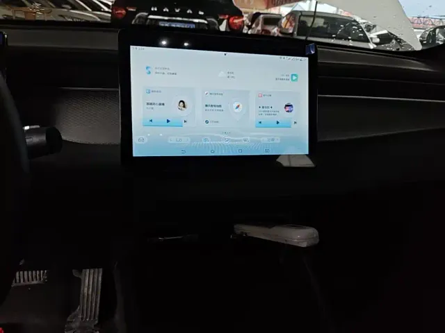 BYD Qin PLUS — Фото автомобиля 12