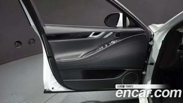 Genesis G80 RG3 — Фото автомобиля 13