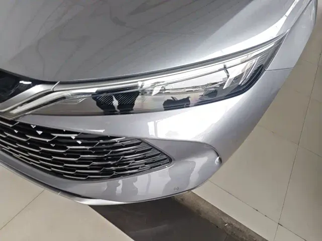 BYD Qin L — Фото автомобиля 23