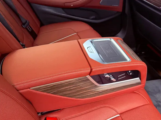 BMW 5 Series — Фото автомобиля 22