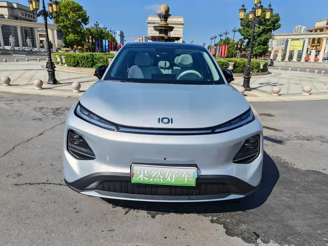 Changan Qiyuan Q05 — Фото автомобиля 4