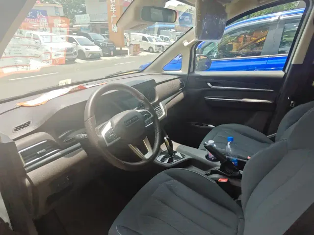 Link Tour Auto Lingtu E-M8 — Фото автомобиля 10