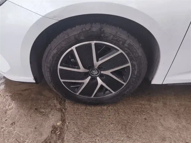 BYD Qin L — Фото автомобиля 14