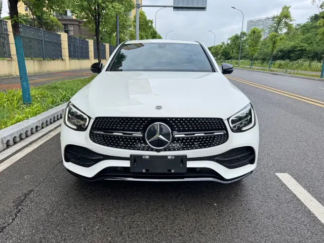 Mercedes-Benz GLC Coupe — Фото автомобиля 2