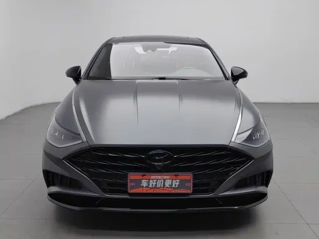 Hyundai Sonata — Фото автомобиля 3