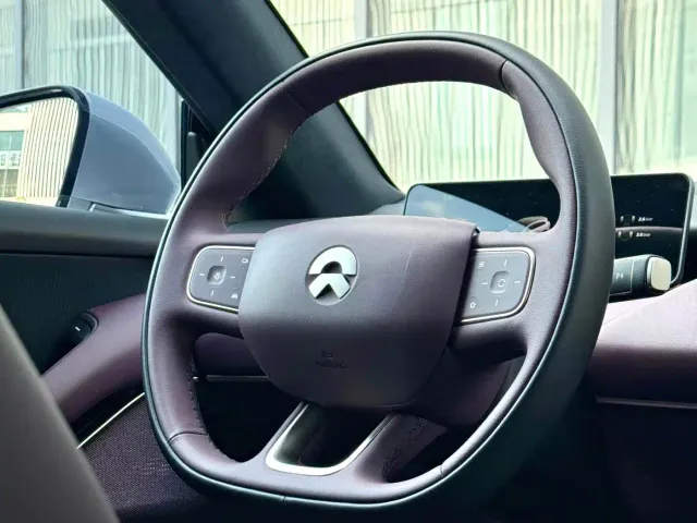 Nio ET5 Touring — Фото автомобиля 11