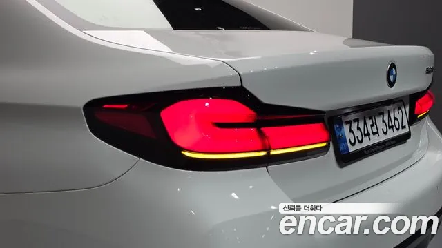 BMW 5 Series G30 — Фото автомобиля 7