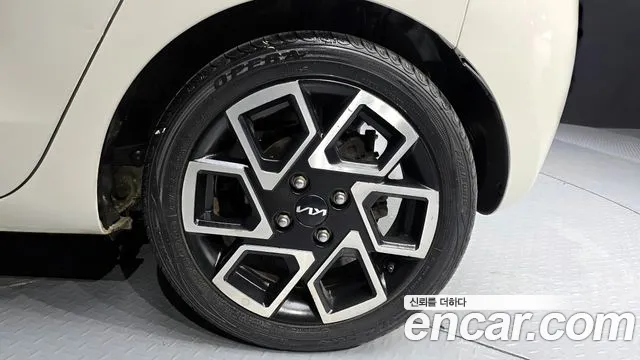Kia RAY Новый Kia Ray Prestige — Фото автомобиля 5