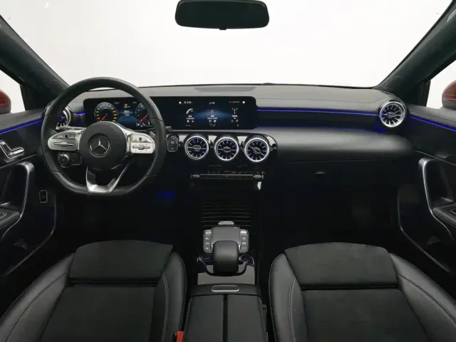 Mercedes-Benz A-Class — Фото автомобиля 5
