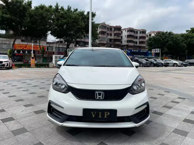 Honda Fit — Фото автомобиля 2