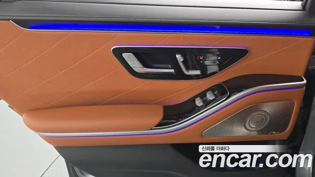 Mercedes-Benz S-Class — Фото автомобиля 22