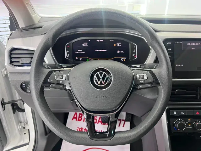 Volkswagen T-Cross — Фото автомобиля 10