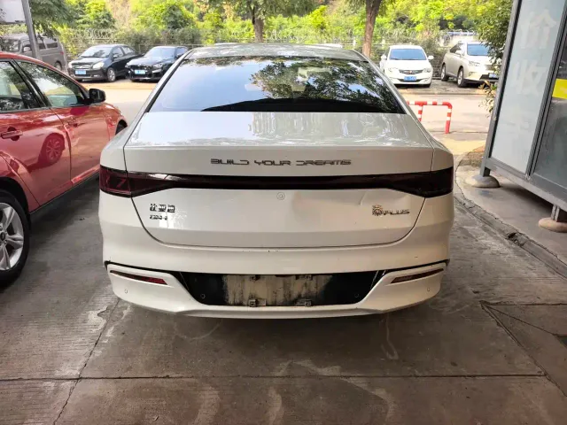BYD Qin PLUS — Фото автомобиля 11