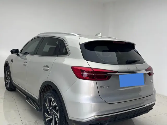 Hongqi HS5 — Фото автомобиля 8
